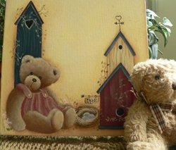 bear-bird-house